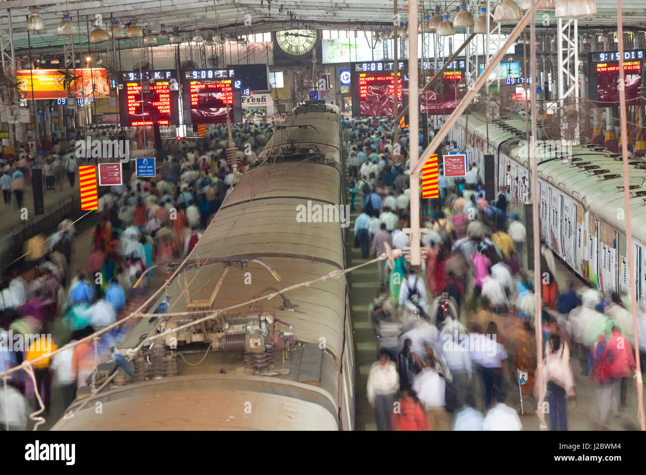 Victoria ou la Gare Chhatrapati Shivaji terminus (CST) Mumbai Inde Banque D'Images