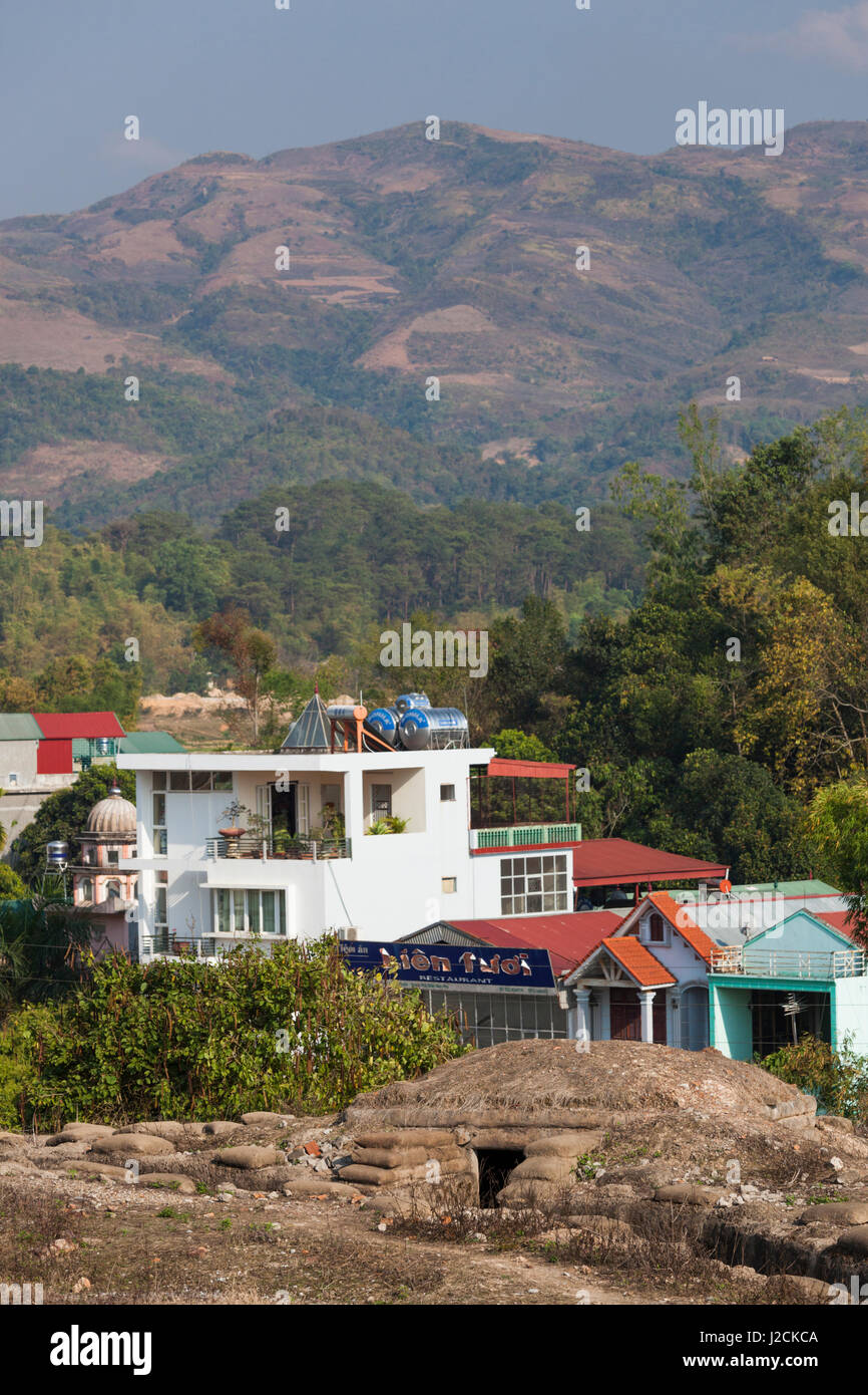 Vietnam, Dien Bien Phu. Vue sur la ville à partir de la colline A1 Banque D'Images
