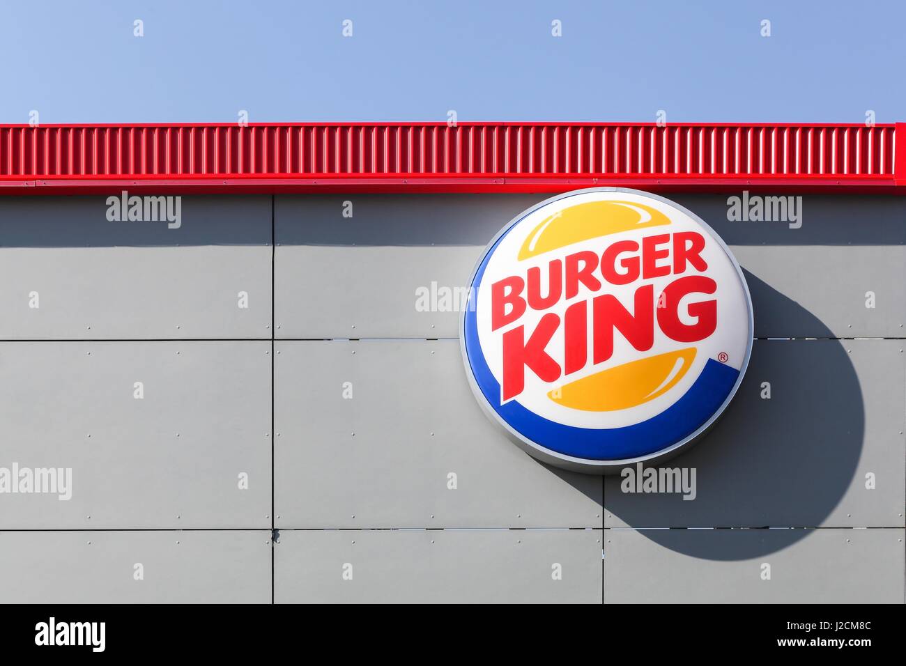 Odense, Danemark - 9 Avril 2017 : Le logo de la chaîne de restauration rapide Burger King. Burger King est une chaîne mondiale de restauration rapide hamburger Banque D'Images