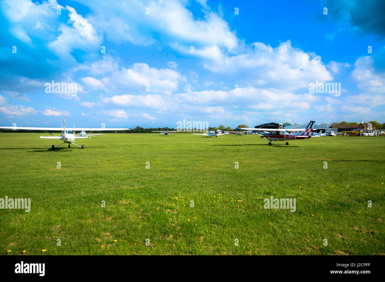 Avions légers à l'Headcorn aérodrome à Kent, Angleterre Banque D'Images