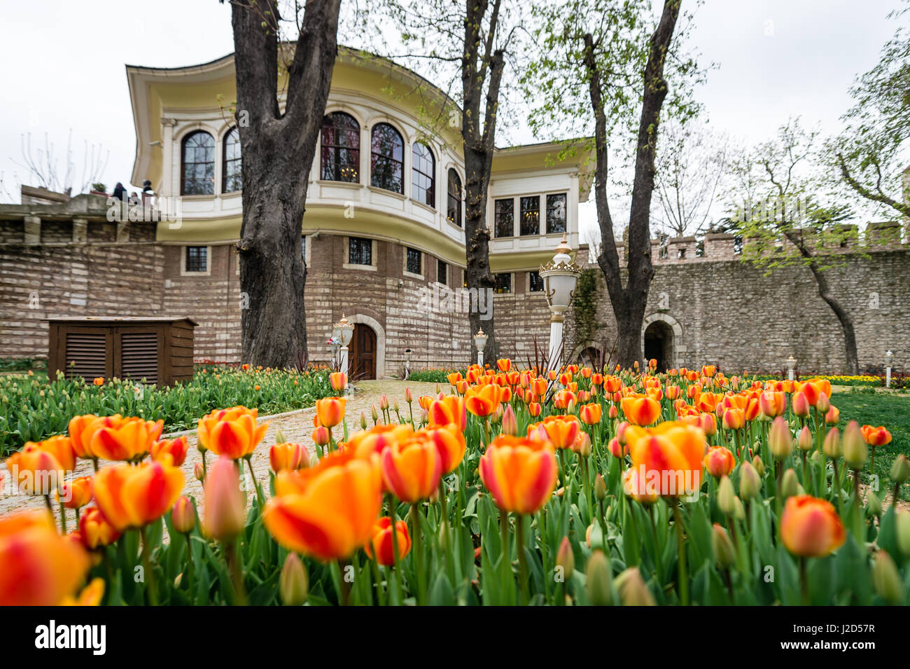 Istanbul, Turquie - 12 Avril 2017 : Ahmet Hamdi Tanpinar Literature Museum Bibliothèque dans parc de Gülhane, Istanbul Banque D'Images