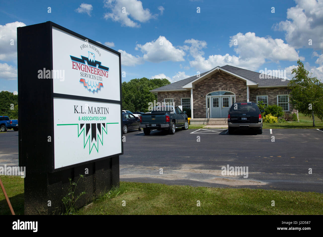 Les Premières Nations des services d'ingénierie et de commerce situé sur les Iroquois Six Nations de la rivière Grand, réservation d'Ohsweken (Ontario) Canada Banque D'Images