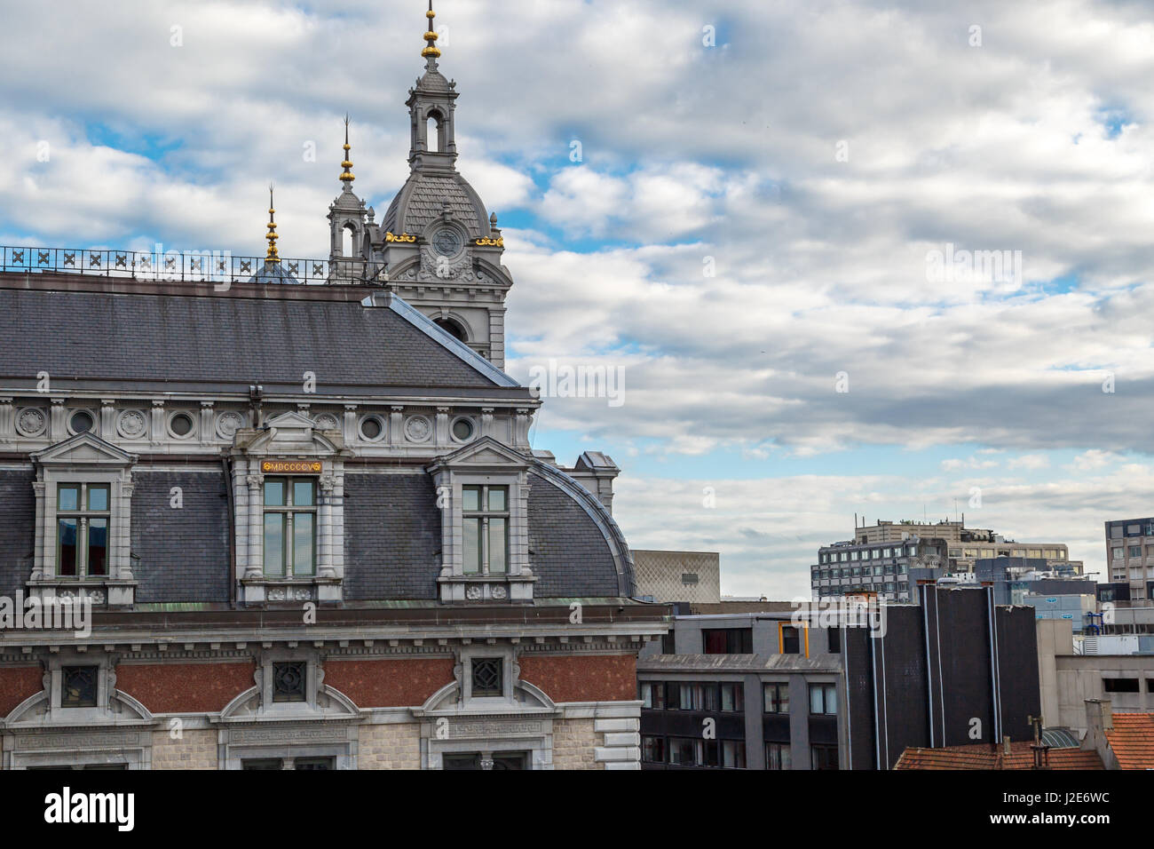 Anvers, Belgique - le 5 juillet 2016 : vue extérieure de la gare centrale d'Anvers. La gare centrale d'Anvers est la plus célèbre et de la gare principale dans Ant Banque D'Images