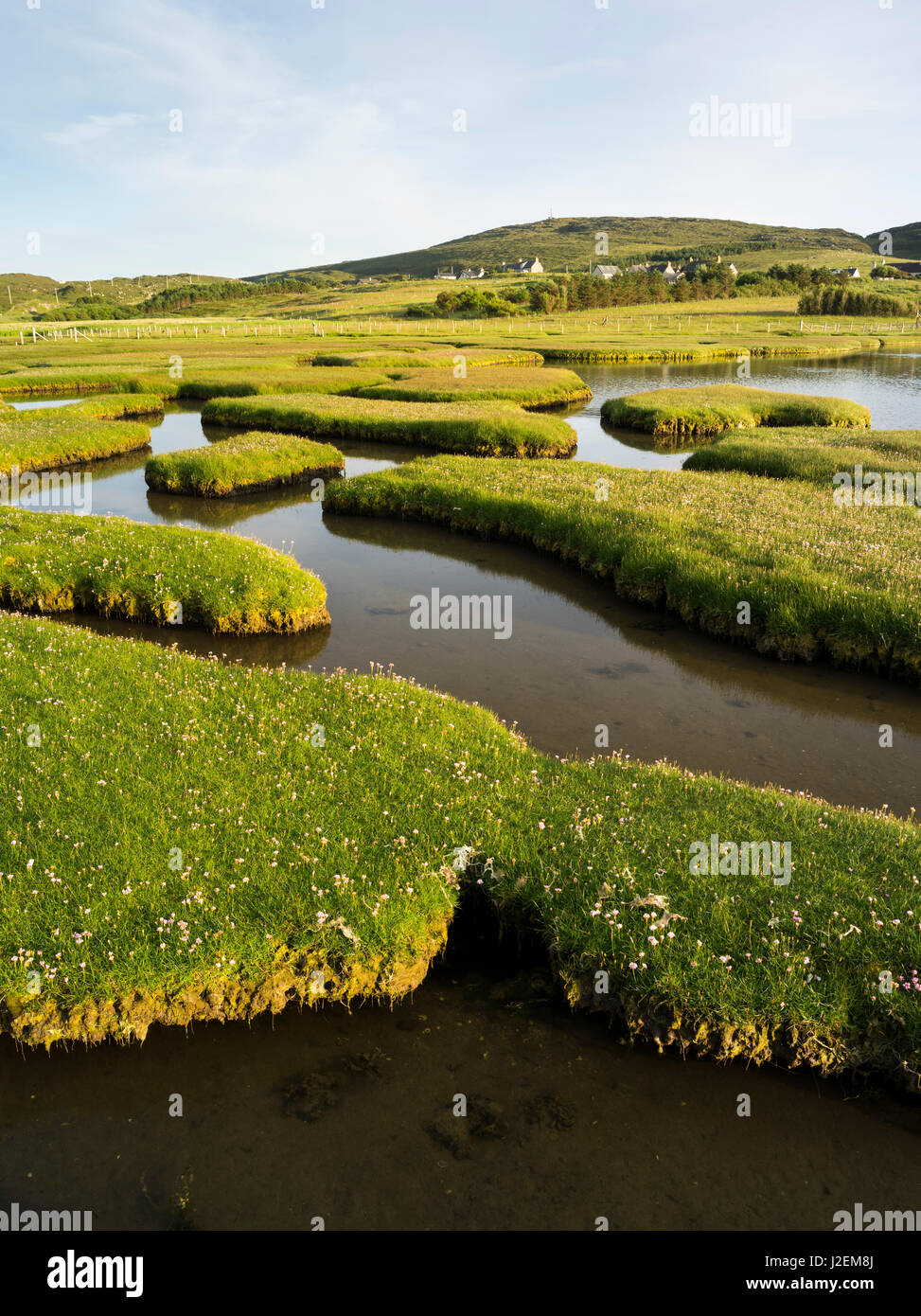 Isle of Harris, le marais salés côtiers près de Northton au coucher du soleil. L'Écosse en juillet (grand format formats disponibles) Banque D'Images