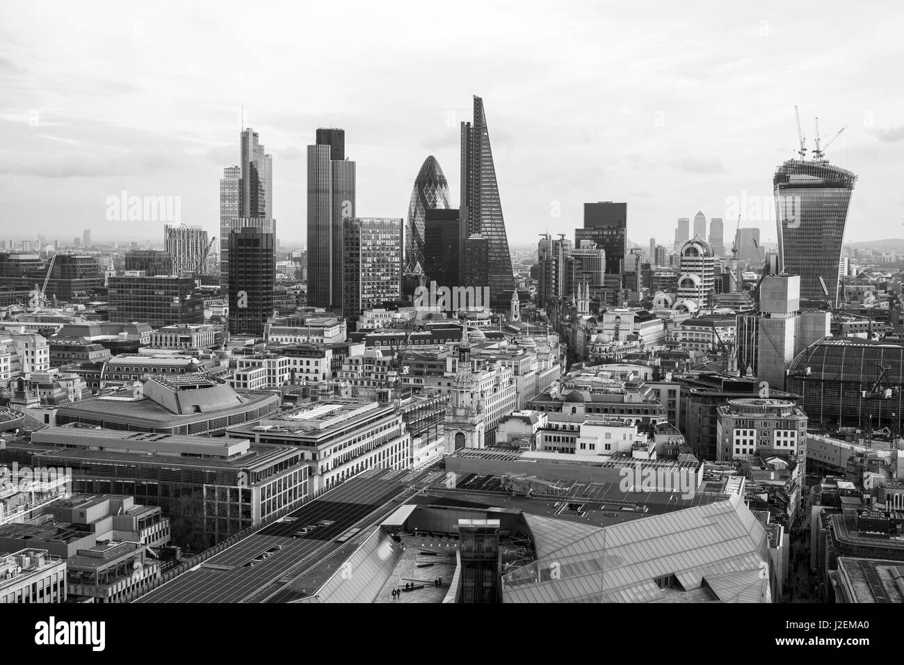 Vue de le Gherkin, talkie walkie building et du quartier financier, London, UK Banque D'Images