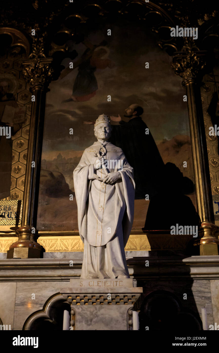 L'art chrétien travaille dans le monastère de Montserrat à la périphérie de Barcelone, Espagne Banque D'Images