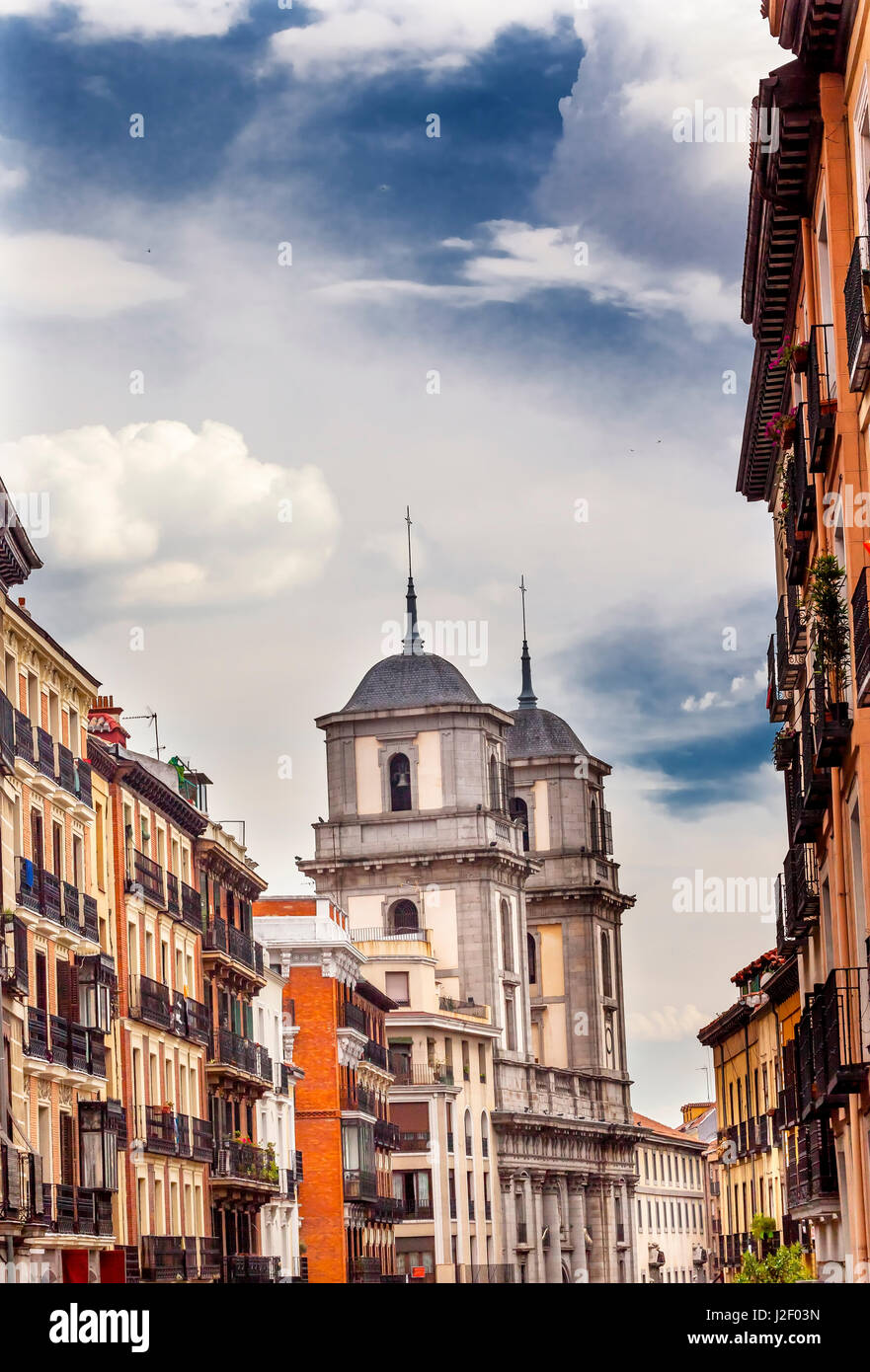 Santa Iglesia église collégiale de San Isidro, Madrid, Espagne. Nommé d'après saint patron de Madrid, Saint Isidore, l'église a été créée en 1651 Banque D'Images