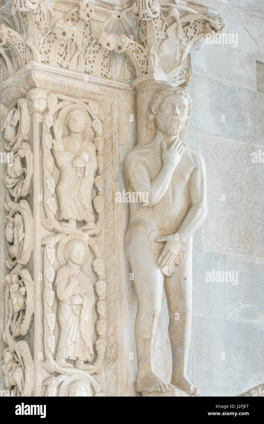 La Croatie, Cathédrale, Bas-Relief Sculpture d'Adam (grand format formats disponibles) Banque D'Images