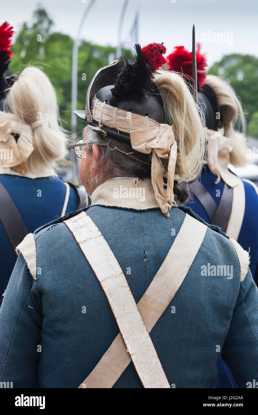 USA, Massachusetts, Cape Ann, Manchester par la mer, quatrième de juillet, défilé en uniforme de l'histoire Révolution Américaine Banque D'Images
