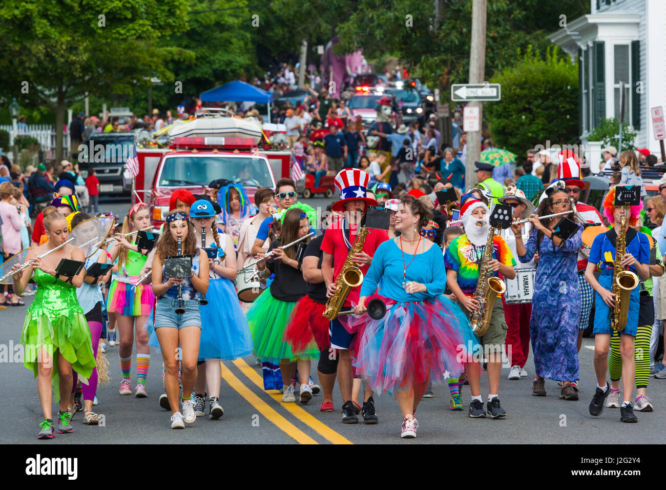 USA, Massachusetts, Cape Ann, Rockport, Parade du 4 juillet, la bande de clown Banque D'Images