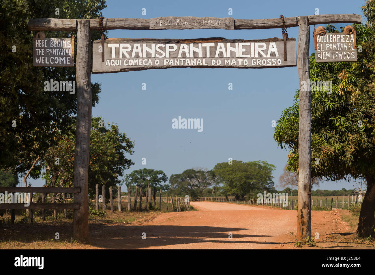 Br sil Mato Grosso Le Pantanal Route Transpantaneira La Porte L br-sil-mato-grosso-le-pantanal-route-transpantaneira-la-porte-l