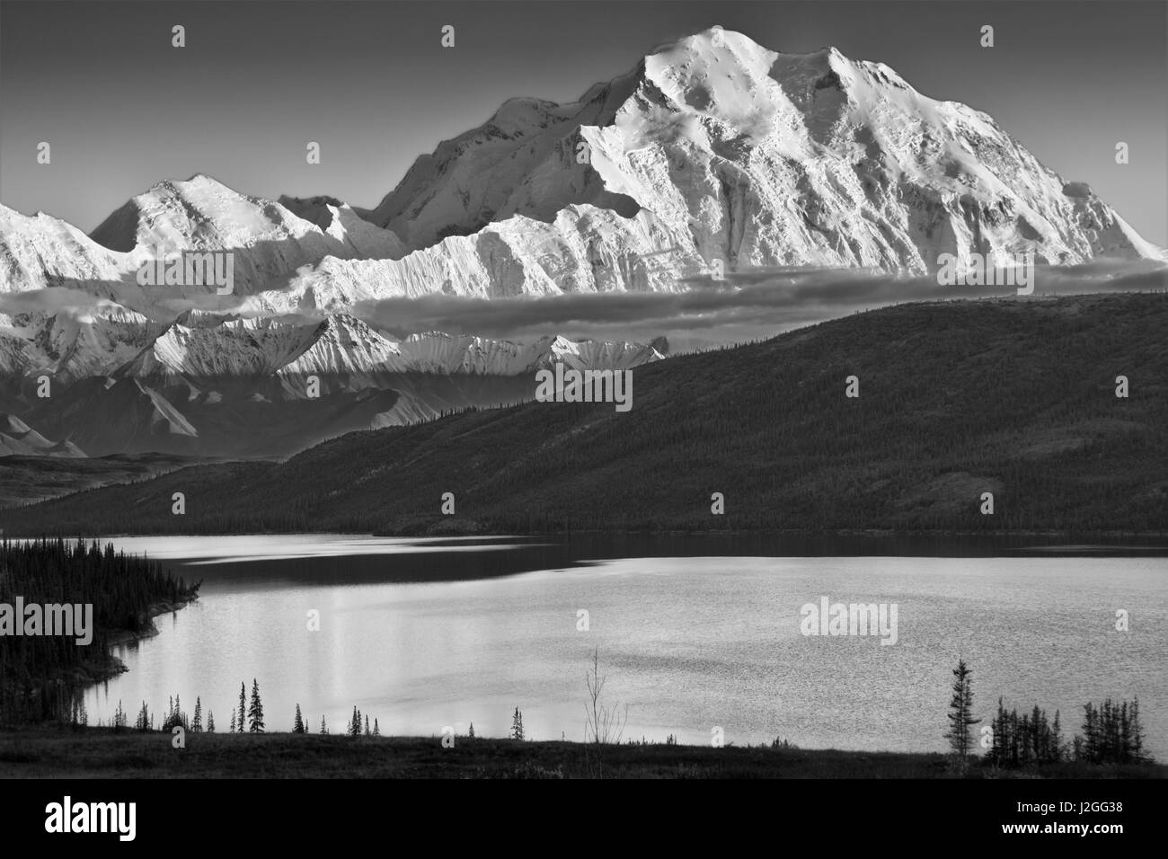 USA, Alaska, Denali, Mt. McKinley de Wonder Lake Banque D'Images