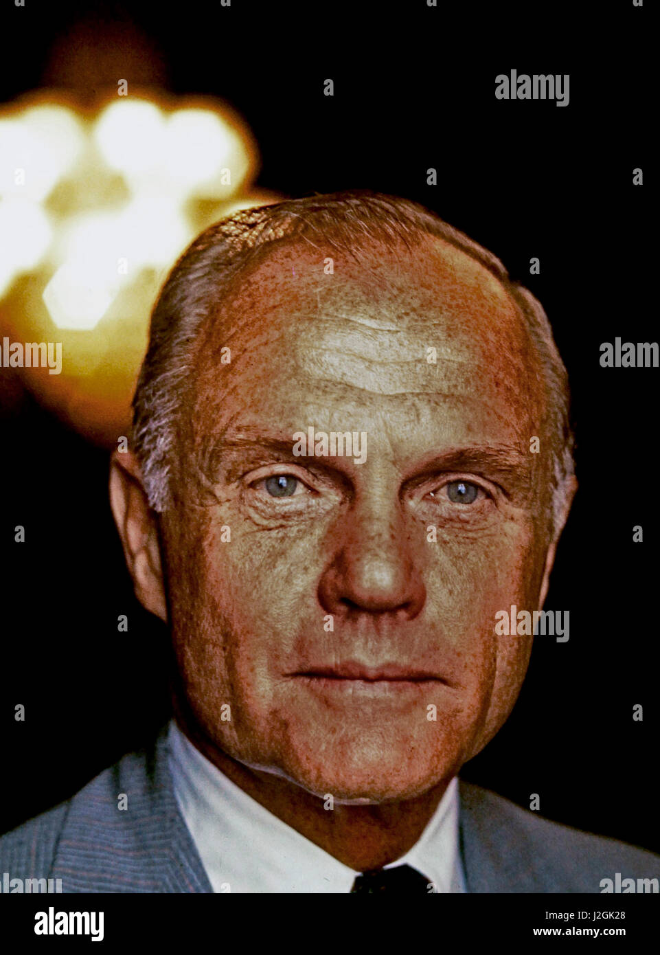 Le sénateur Glenn pose pour un portrait en 1976. Tailles disponibles (grand format) Banque D'Images