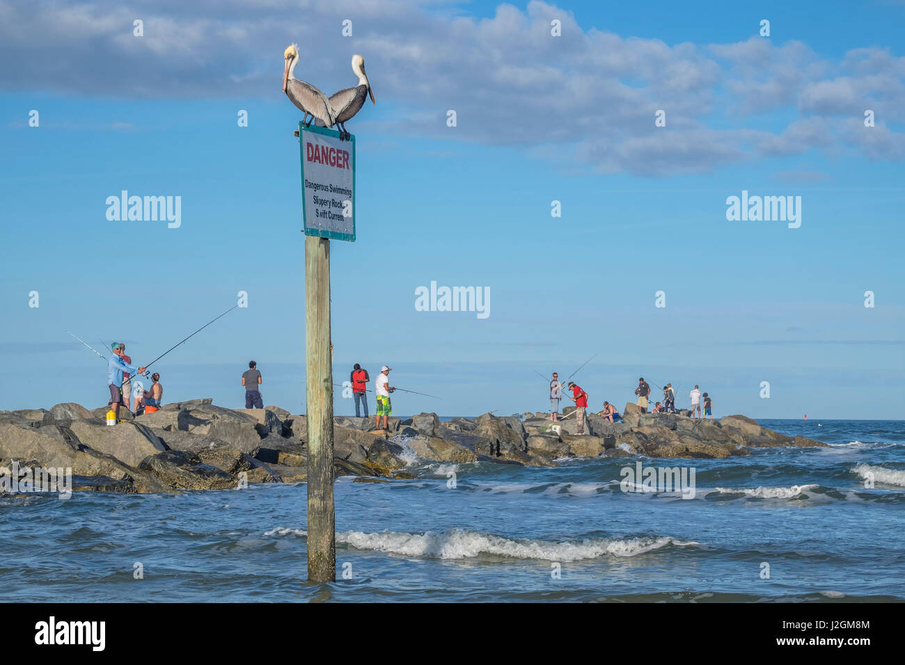 Les Gens De La Jetee De Peche New Smyrna Beach Florida Usa Photo Stock Alamy