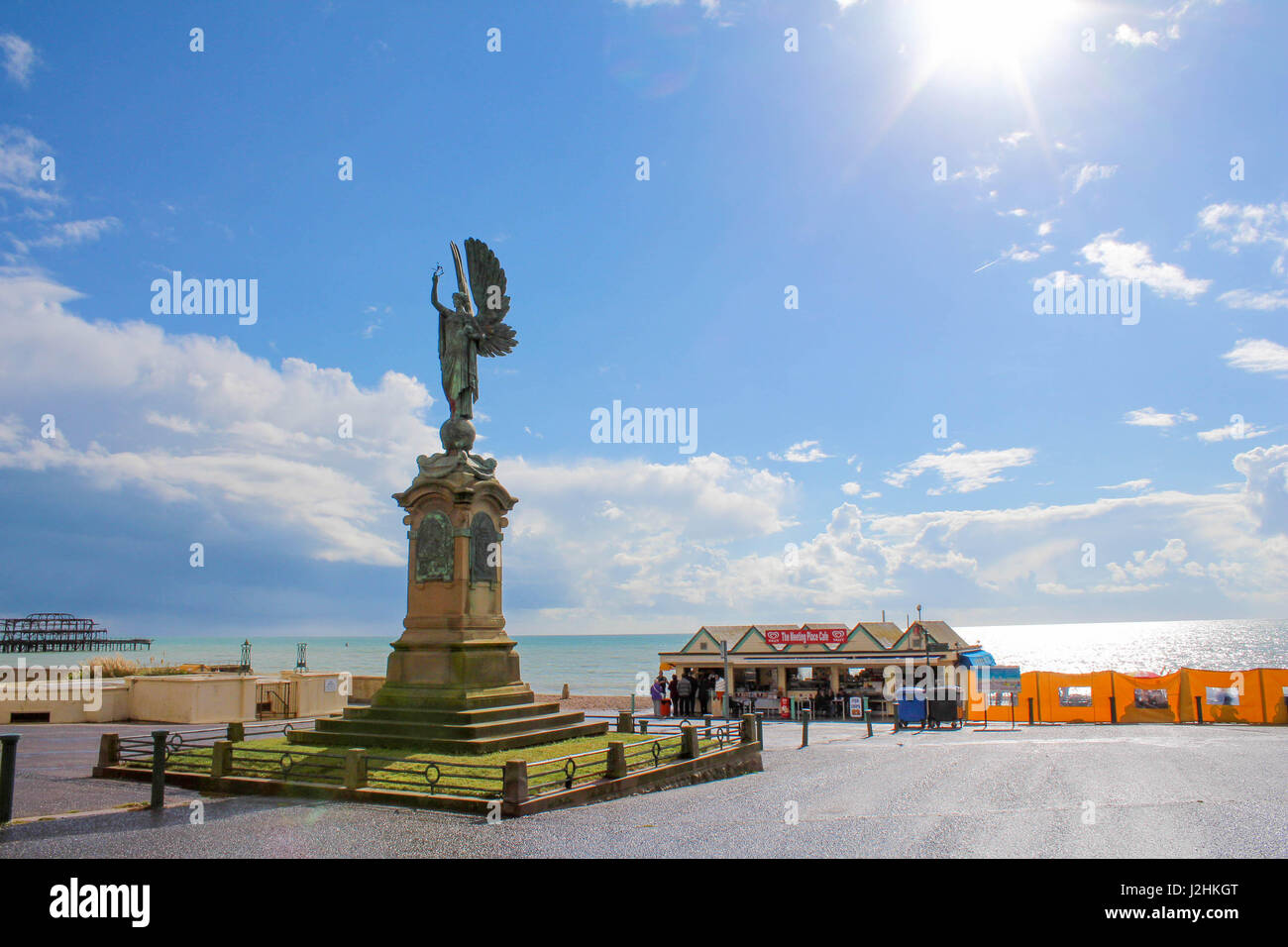 Ange de la paix statue à Brighton and Hove Banque D'Images