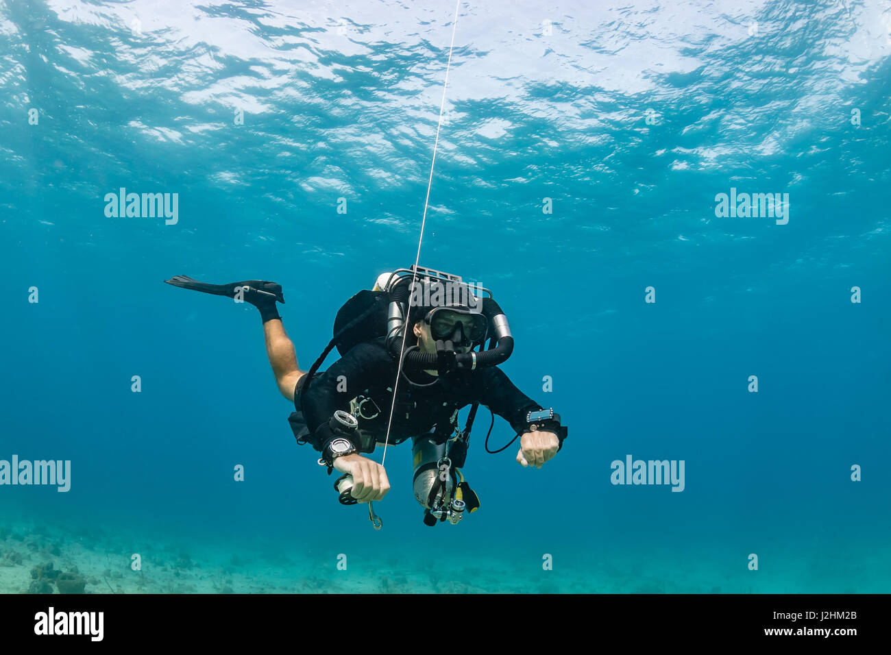 À l'aide d'un plongeur recycleur circuit fermé avancée Banque D'Images