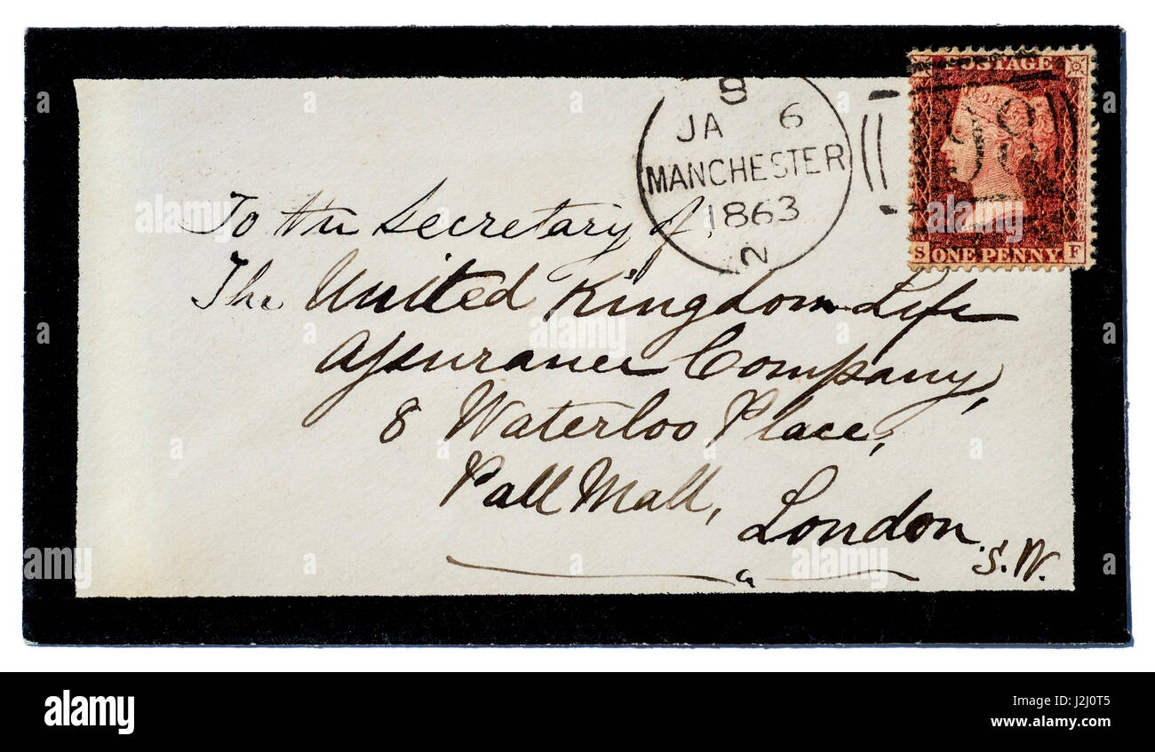 1863 enveloppe de deuil à bordure noire avec timbre « Penny Red » de la reine Victoria envoyé de Manchester à Londres. Banque D'Images