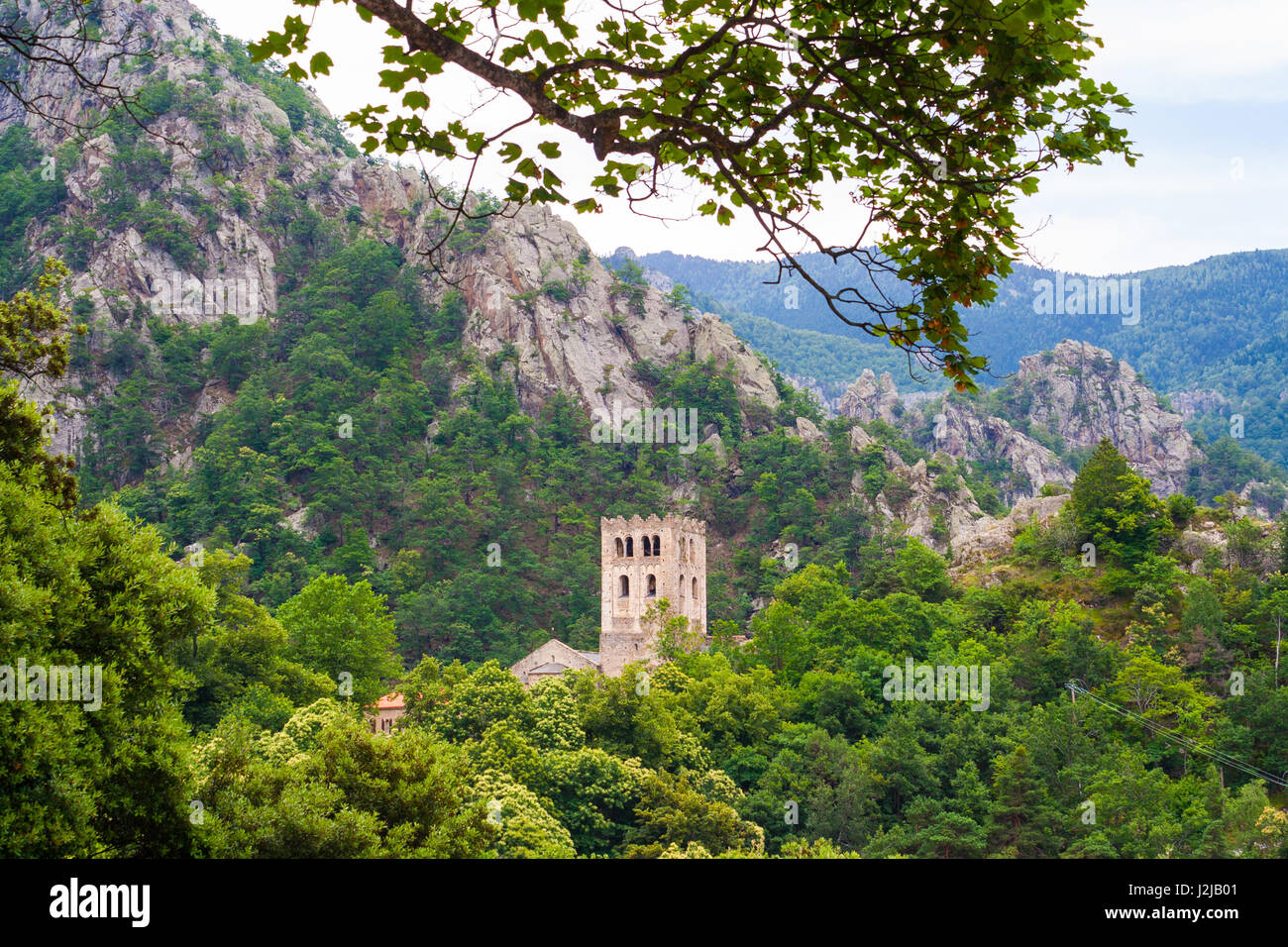 Monastère de St Martin du Canigou, département des Pyrénées-Orientales, dans le sud de la France Banque D'Images