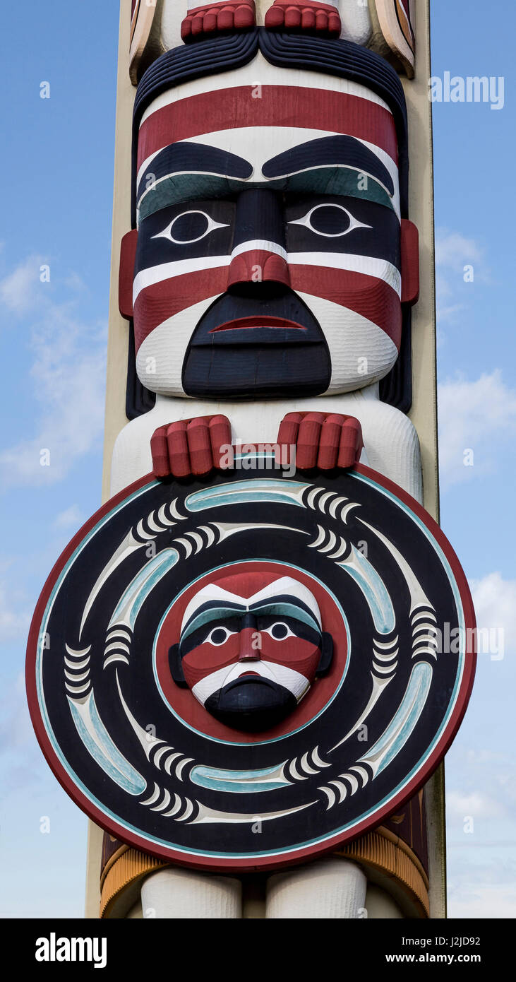 USA, l'État de Washington, de Jamestown. Art Totem (PR) comme crédit : Don Paulson / Jaynes Gallery / DanitaDelimont.com Banque D'Images USA, l'État de Washington, de Jamestown. Art Totem (PR) comme crédit : Don Paulson / Jaynes Gallery / DanitaDelimont.com Banque D'Images