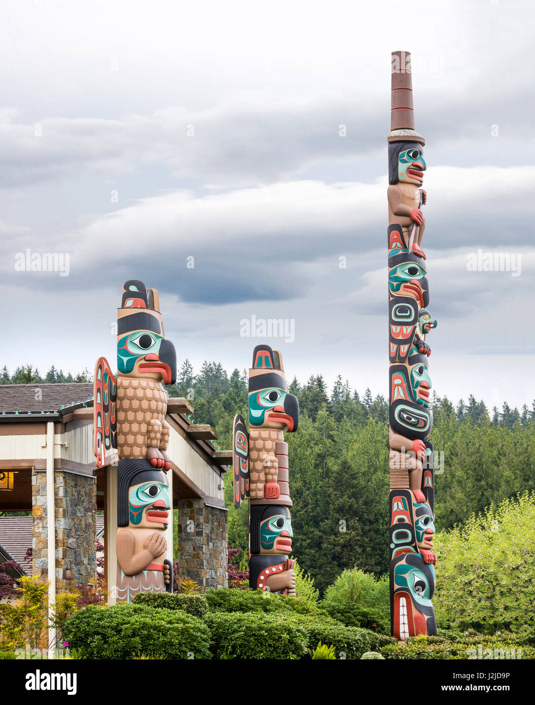 USA, l'État de Washington, de Jamestown. Art Totem (PR) comme crédit : Don Paulson / Jaynes Gallery / DanitaDelimont.com Banque D'Images USA, l'État de Washington, de Jamestown. Art Totem (PR) comme crédit : Don Paulson / Jaynes Gallery / DanitaDelimont.com Banque D'Images
