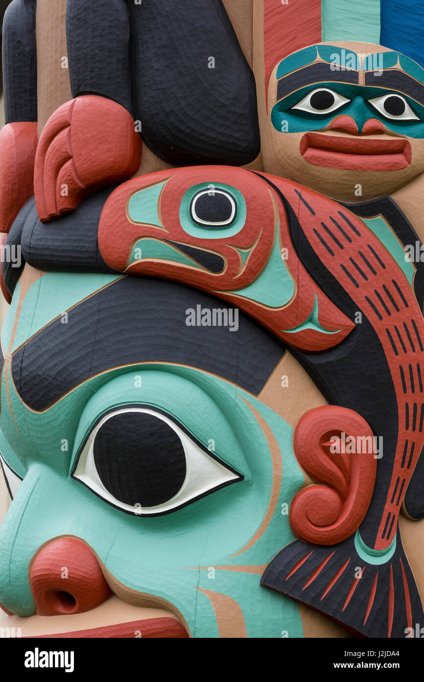 USA, l'État de Washington, de Jamestown. Art Totem (PR) comme crédit : Don Paulson / Jaynes Gallery / DanitaDelimont.com Banque D'Images USA, l'État de Washington, de Jamestown. Art Totem (PR) comme crédit : Don Paulson / Jaynes Gallery / DanitaDelimont.com Banque D'Images