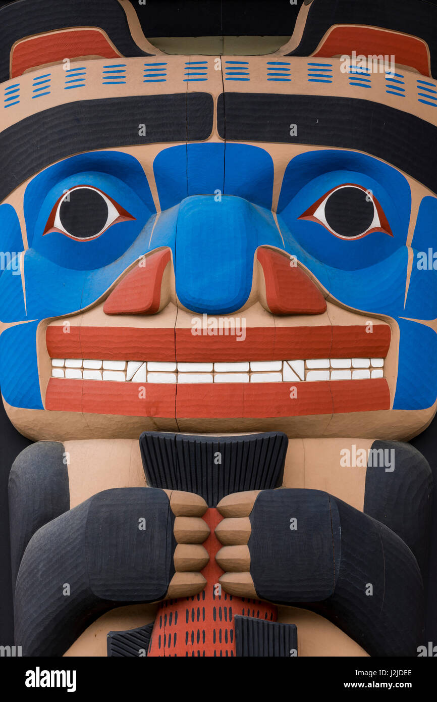 USA, l'État de Washington, de Jamestown. Art Totem (PR) comme crédit : Don Paulson / Jaynes Gallery / DanitaDelimont.com Banque D'Images USA, l'État de Washington, de Jamestown. Art Totem (PR) comme crédit : Don Paulson / Jaynes Gallery / DanitaDelimont.com Banque D'Images