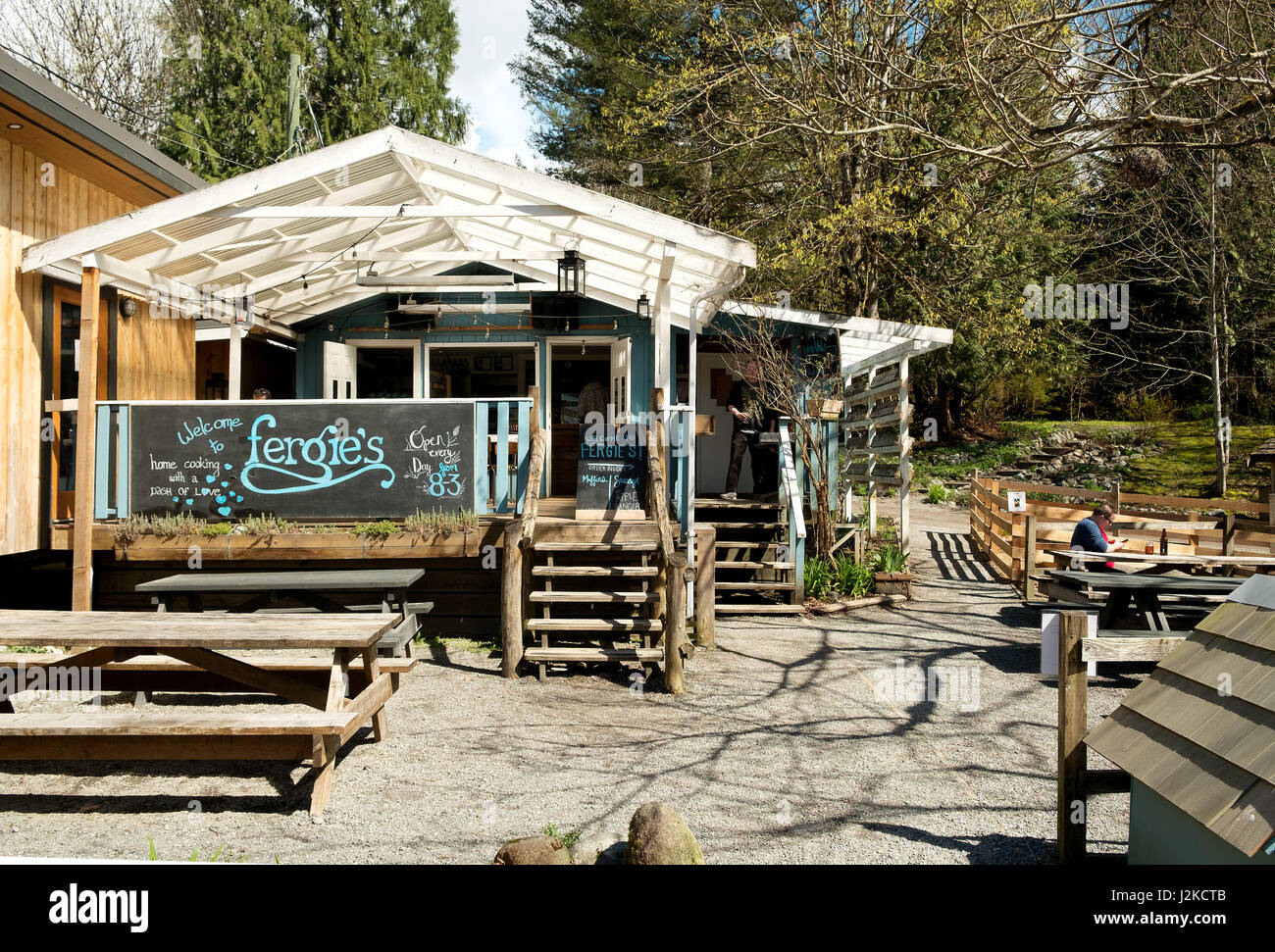 Célèbre Fergie's Cafe, situé à Brackendale BC, près de Squamish en Colombie-Britannique, Canada. Banque D'Images