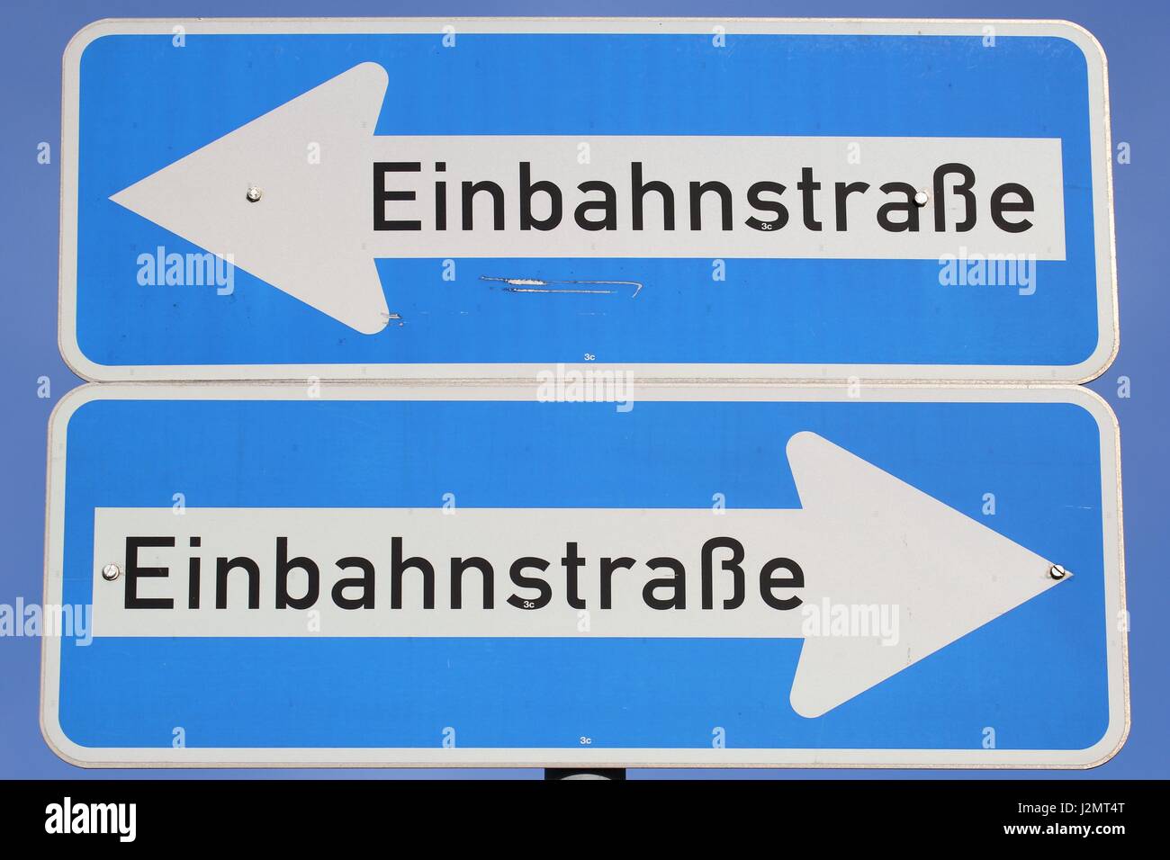 German road sign : rue à sens unique Banque D'Images