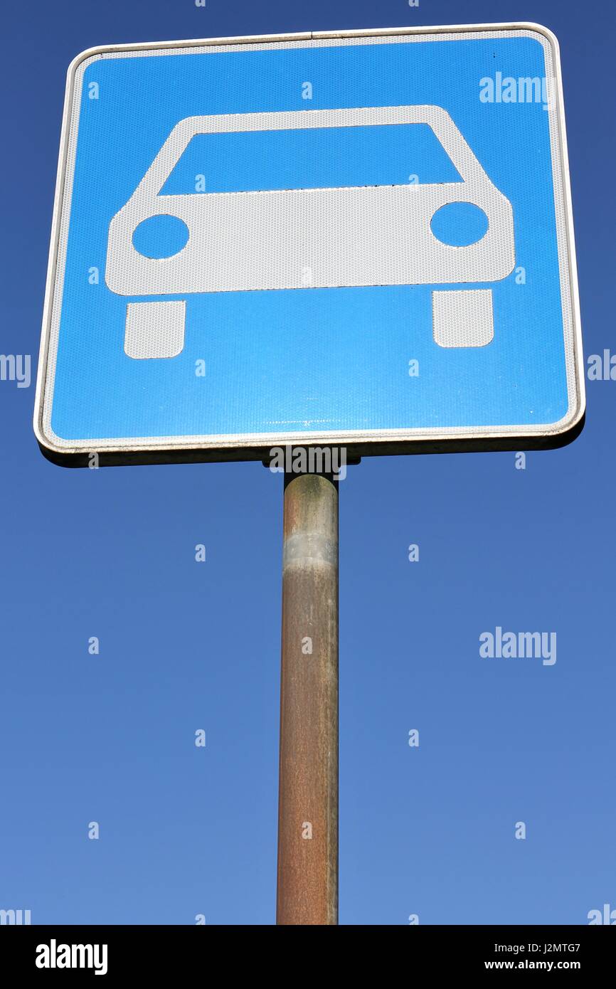 German road sign : autoroute trafic rapide Banque D'Images