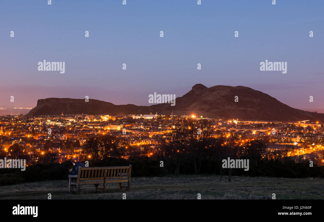 Edinburgh Skyline depuis Blackford Hill, Arthur Seat, Sailsbury Crags, Southside Banque D'Images