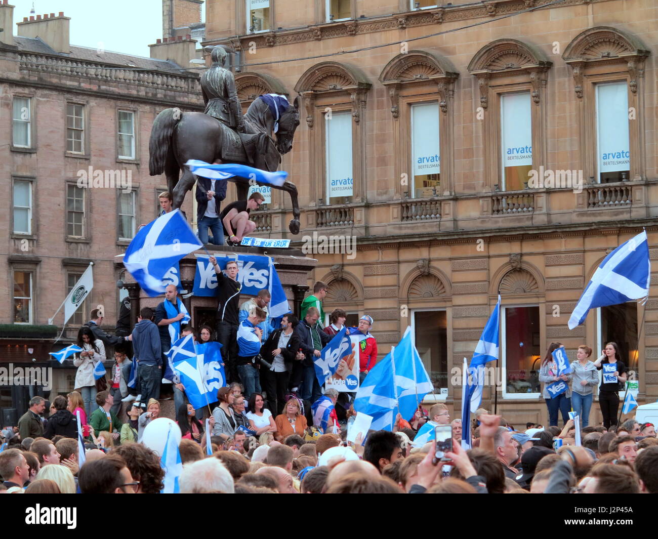 Parti National Écossais SNP vote oui oui élection vote indépendance brexit rally Banque D'Images