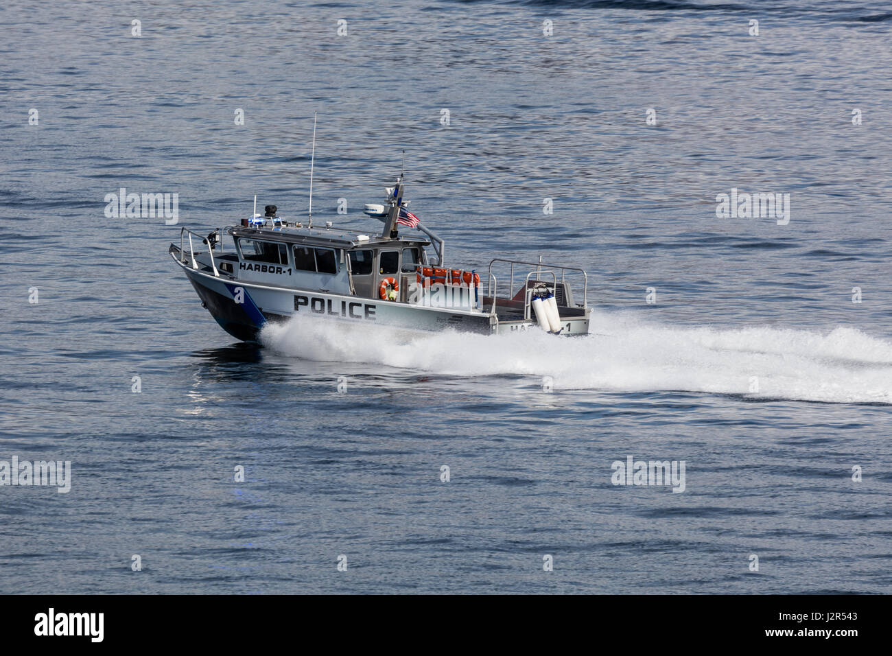 La police portuaire dans le Puget Sound, près de Seattle, Washington. Banque D'Images