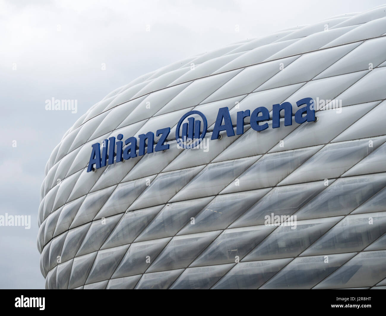 L'extérieur du stade de football Allianz Arena de Munich, en Allemagne. Banque D'Images