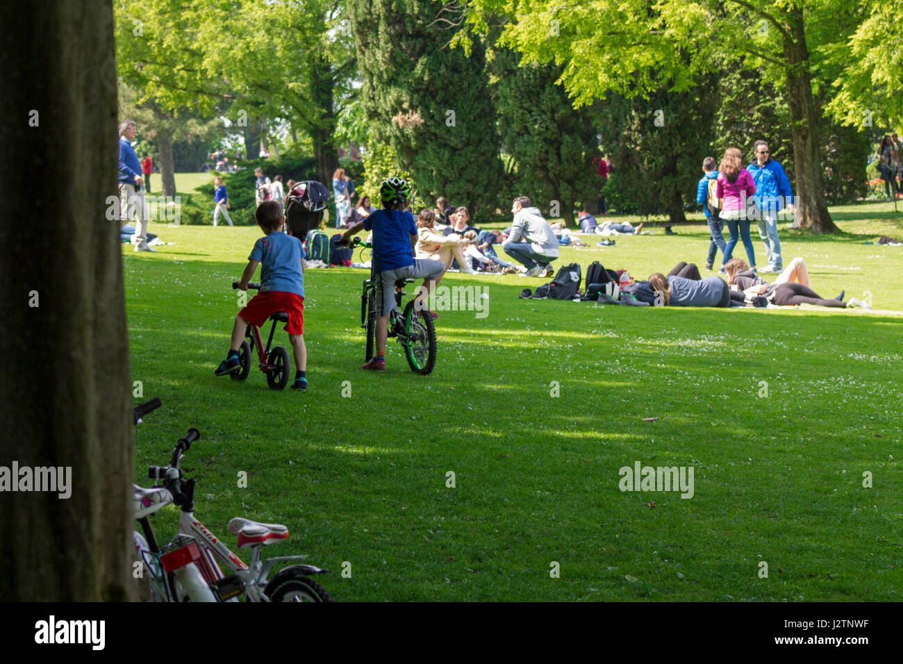 Week-end dans le jardin de parc Sigurta ItalyApril 30, 2017 Banque D'Images