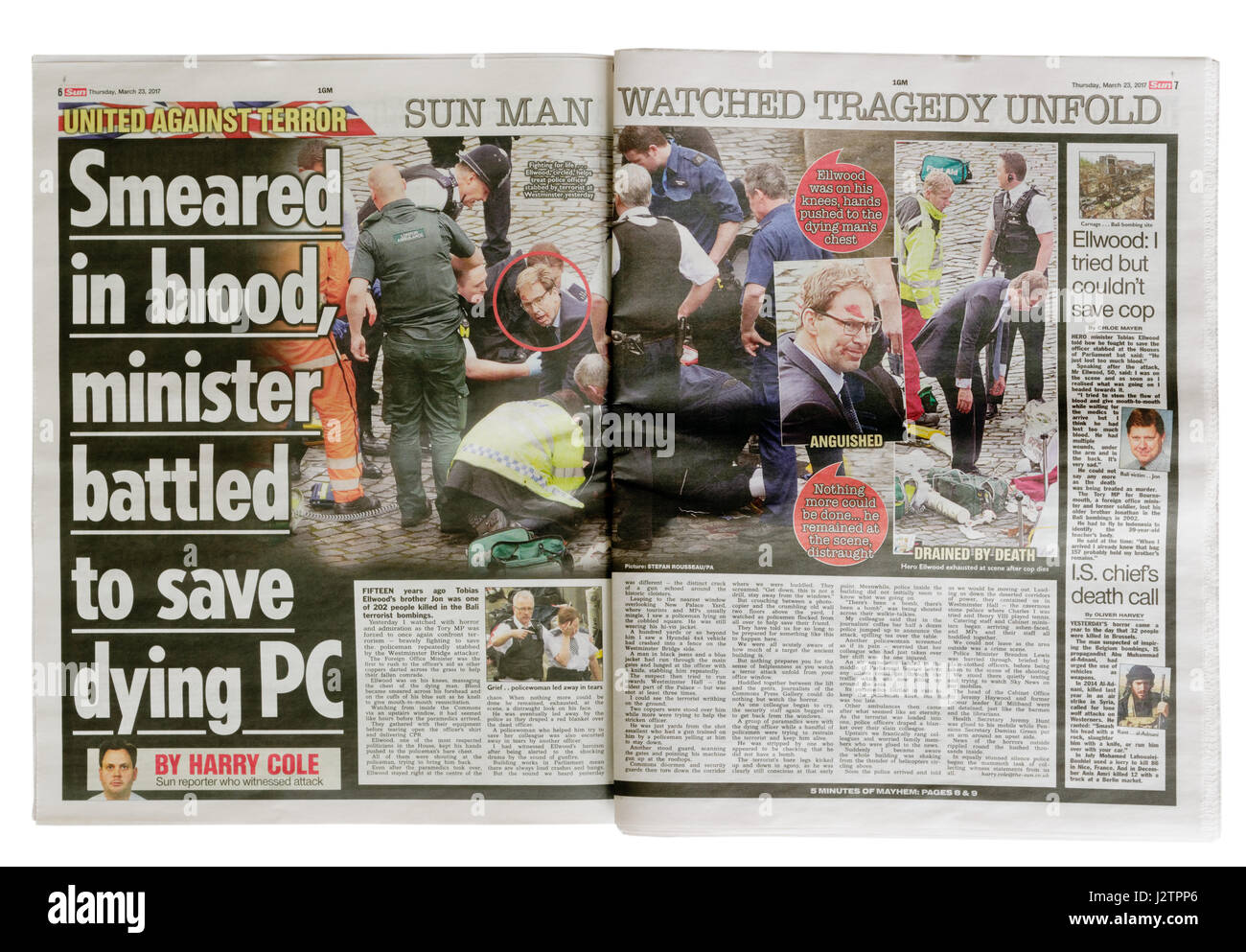 À l'intérieur des pages du journal Le Soleil du 23 mars 2017 après l'attaque terroriste le pont de Westminster à Londres. Banque D'Images