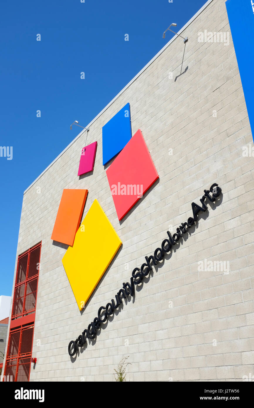 SANTA ANA, CA - 30 avril 2017 : Orange County School of Arts de la charte de l'école peut recevoir 7ème 12ème année avec talent dans l'exécution, Banque D'Images
