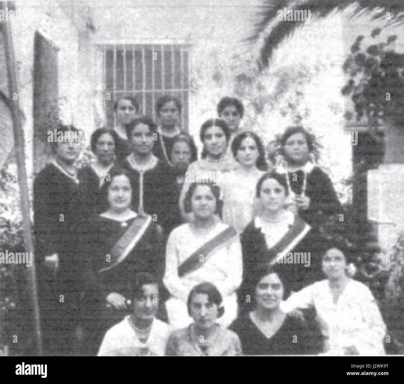 'Bandera Repulicana AznalCollar' est un artefact historique, faisant référence à un drapeau républicain d'AznalCollar, en Espagne, au début des années 1930, symbolisant les mouvements politiques de l'époque. Banque D'Images