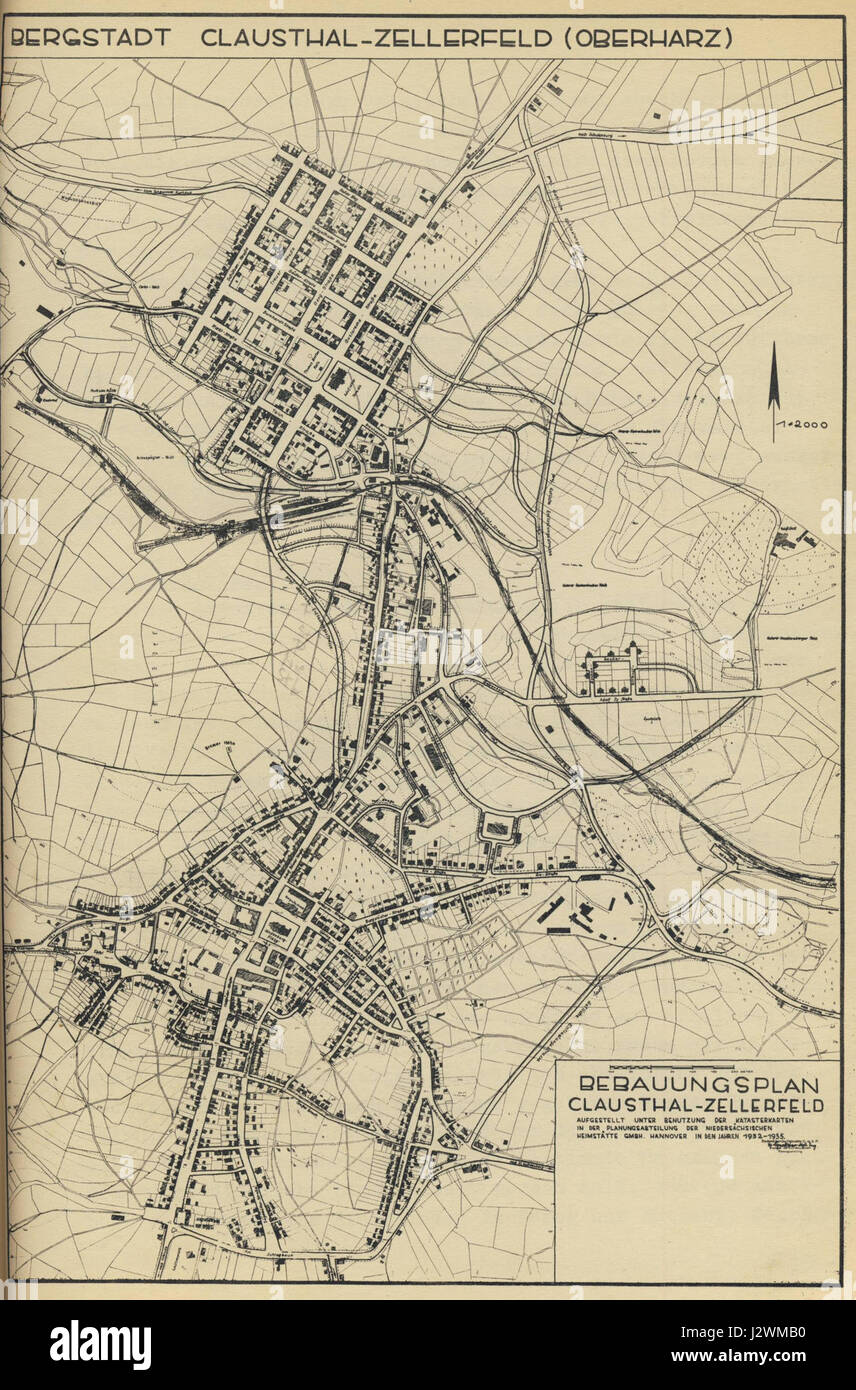 Bebauung Clausthal fait référence au développement urbain et à la planification architecturale à Clausthal, en Allemagne. Il comprend la conception d'espaces publics et résidentiels, reflétant la croissance et la modernisation du secteur. Banque D'Images