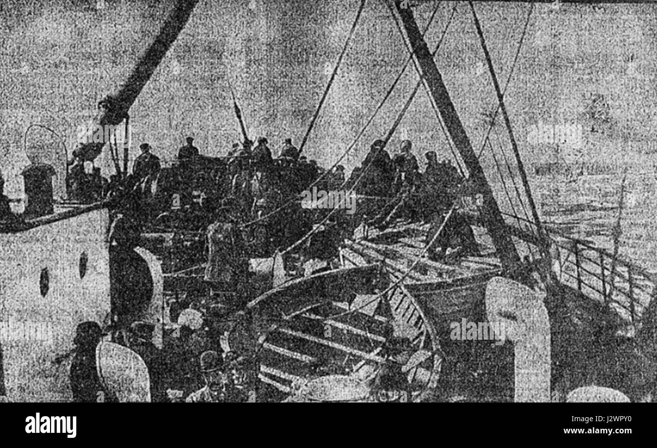 Le Carpathia était un célèbre navire à passagers britannique connu pour son sauvetage des survivants du Titanic en 1912. Le pont du navire est souvent connu pour son rôle dans l'un des sauvetages maritimes les plus spectaculaires de l'histoire, car il a répondu rapidement aux signaux de détresse du Titanic après qu'il a frappé un iceberg. Banque D'Images