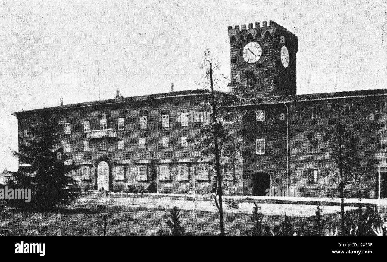 Une référence à Castellocorno, probablement un monument historique ou architectural, comme un château ou une forteresse dans une région spécifique. Banque D'Images Une référence à Castellocorno, probablement un monument historique ou architectural, comme un château ou une forteresse dans une région spécifique. Banque D'Images