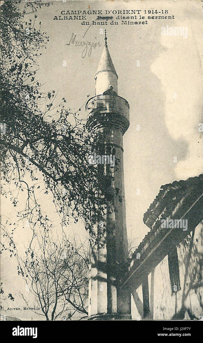 Ce titre fait probablement référence à une photographie, une carte ou une illustration spécifique liée à l'Albanie, montrant les aspects géographiques ou culturels du pays. Banque D'Images