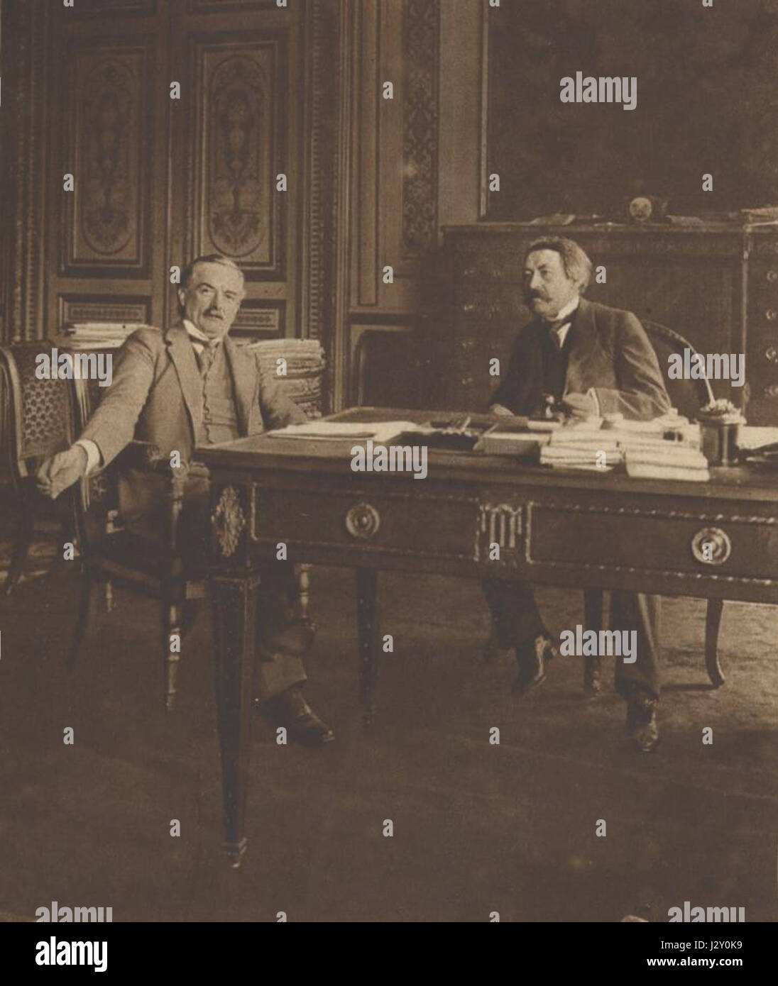 Portrait ou image de George Briand, qui pourrait être une figure notable de l'histoire, de la politique ou de la culture, représentant ses contributions ou son rôle. Banque D'Images