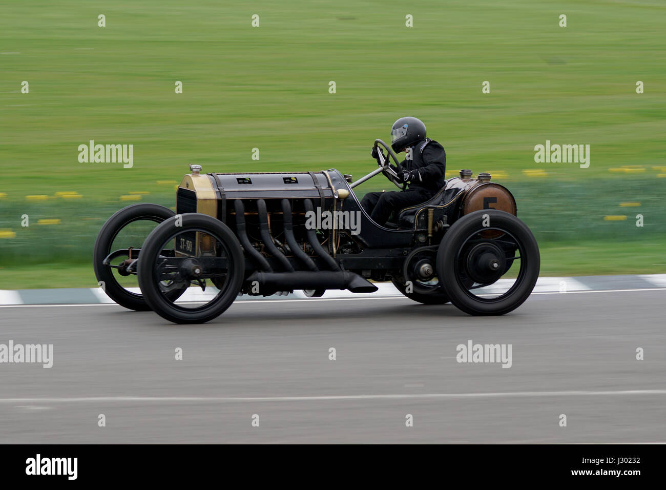 1909 Lorraine De Dietrich 130cv de Richard Scaldwell à la 75e réunion des membres de Goodwood Banque D'Images