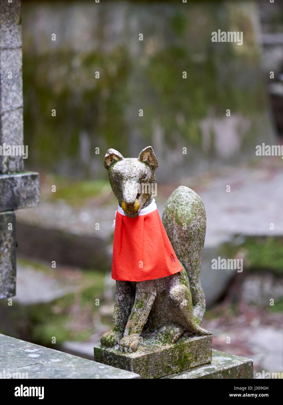 FOX STATUE, sanctuaire Fushimi Inari, shinto, culte, Kyoto, Japon, Asie Banque D'Images