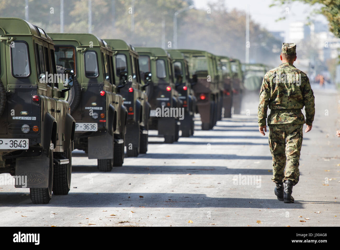 Belgrade, Serbie - 12 octobre 2014 : la force spéciale de l'armée serbe de véhicules sur la rue de Belgrade, la préparation d'un défilé militaire à Belgrade le Oct Banque D'Images