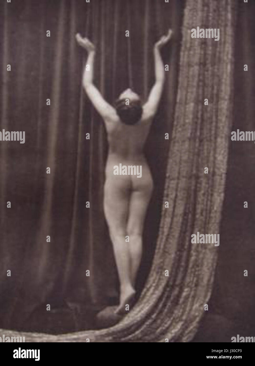 Art déco portfolio 9 présente une sélection d'œuvres dans le style Art déco emblématique, y compris des conceptions architecturales, des arts décoratifs et des motifs visuels. Il donne un aperçu des principes esthétiques et de design des années 1920 et 1930. Banque D'Images