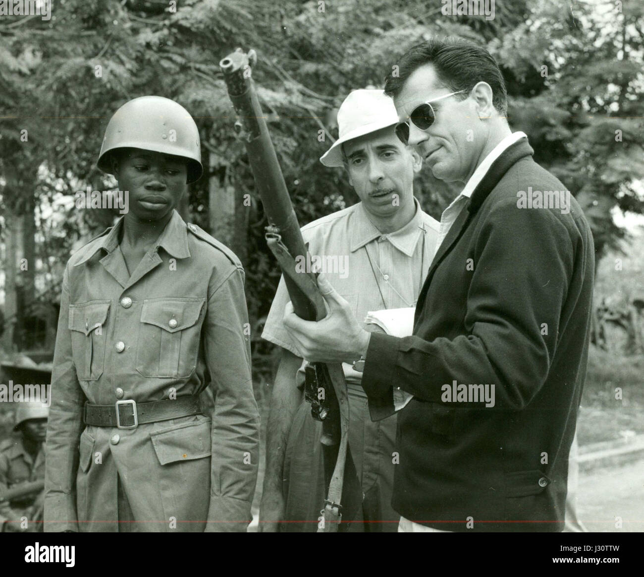 Giuseppe Gabriele Ferzetti Aquari e sul set di Congo Vivo Banque D'Images
