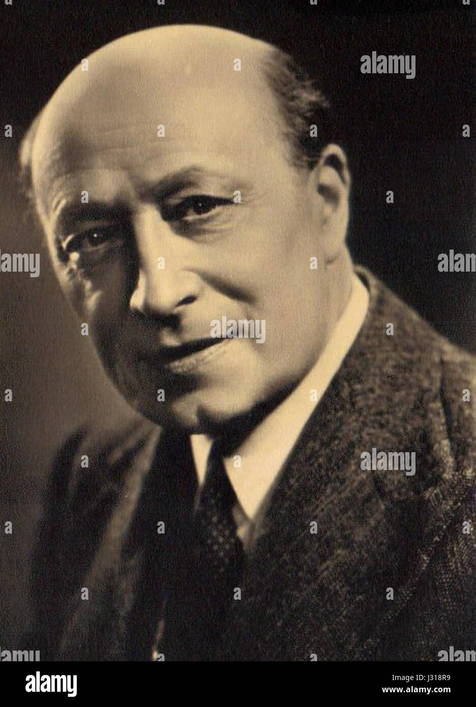 Ruggero Ruggeri est un acteur italien, connu pour ses performances au théâtre et au cinéma au cours du XXe siècle. Banque D'Images