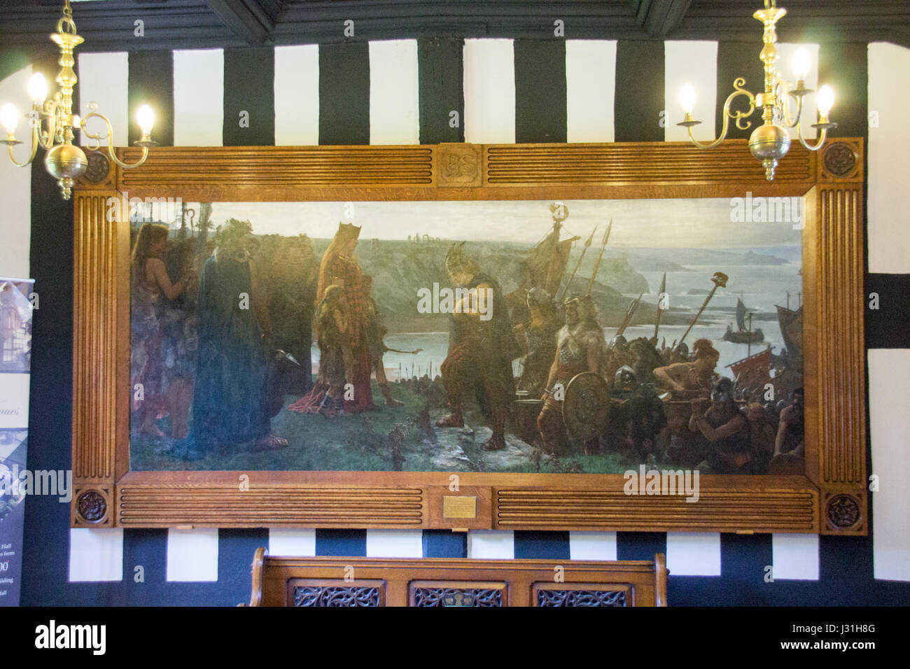 Le Bramall Hall, capturé en 2016, est un manoir historique situé dans le Cheshire, en Angleterre. Il est connu pour son architecture de style Tudor et ses magnifiques jardins environnants, offrant un aperçu de l'histoire et de l'architecture de la région. Banque D'Images