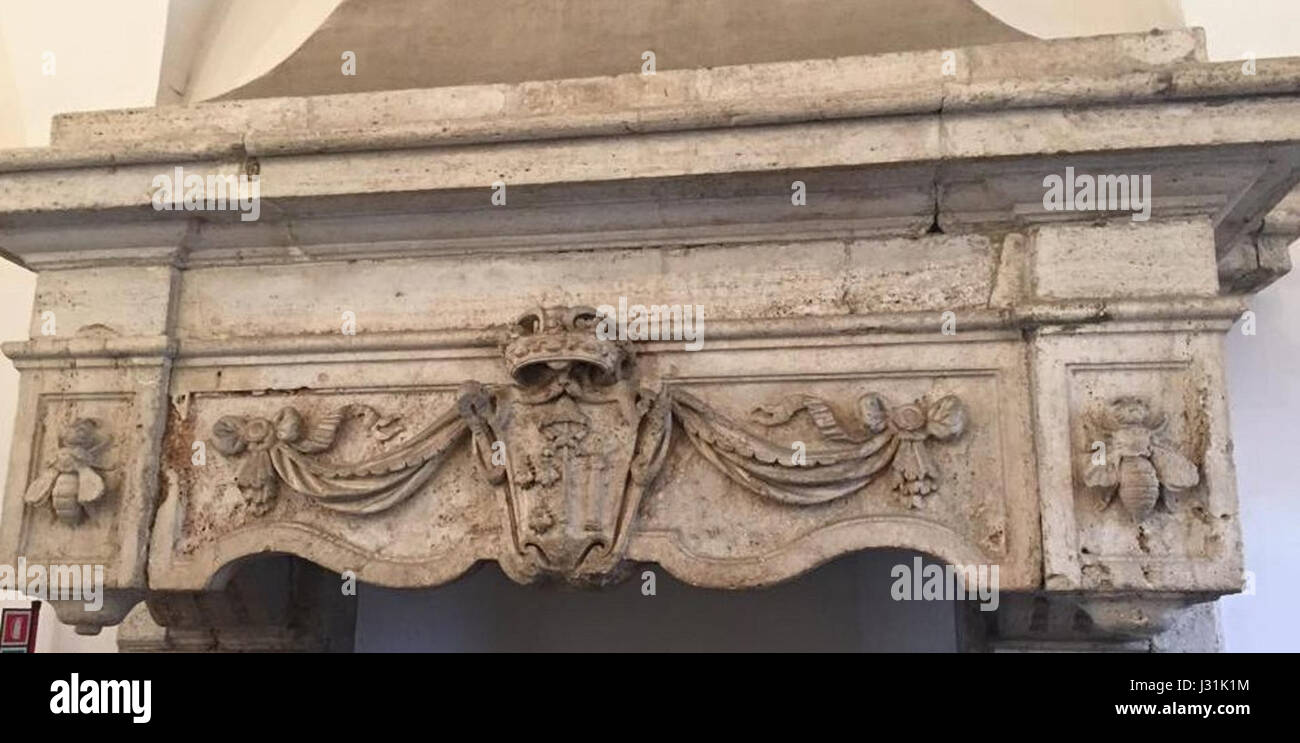 Caminetto Decorato lo lo stemma dei Colonna Barberini Banque D'Images